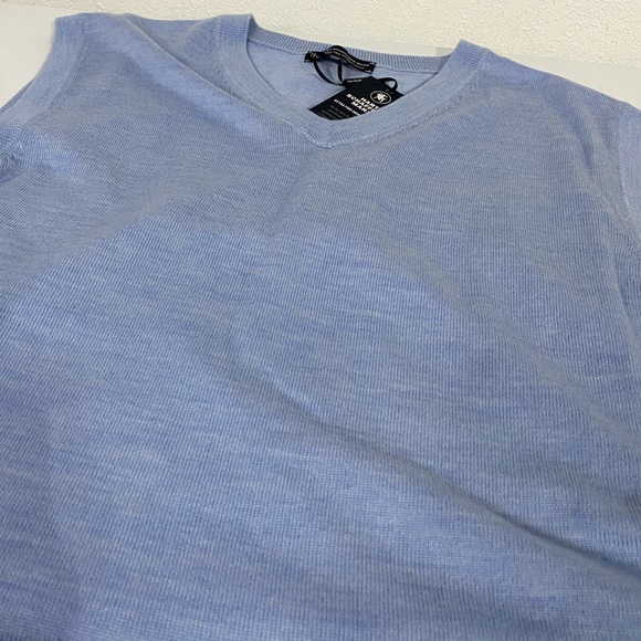 Merino Wool Sweater Vest ๐ - Picture 5 of 6